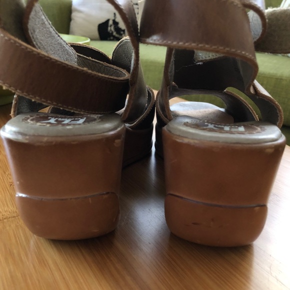 Fly London Brown Oiled Leather Sandals 40 - Picture 5 of 9